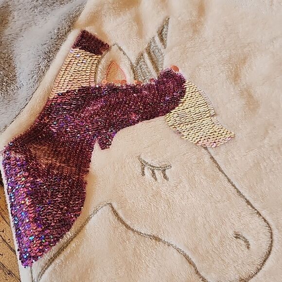 Unicorn Sequin Sweater Size S Epic Threads - Picture 2 of 7